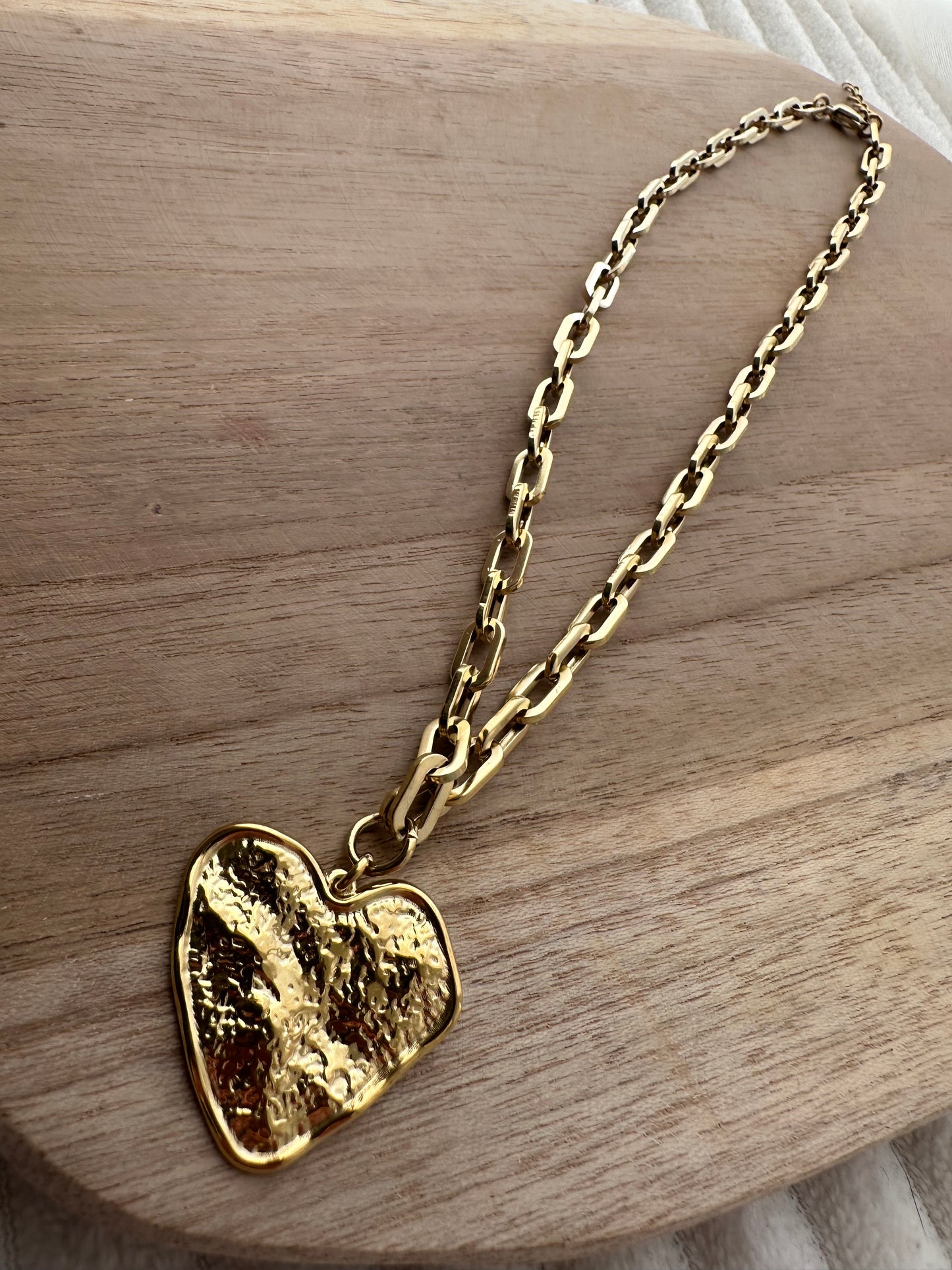 Collier Aida